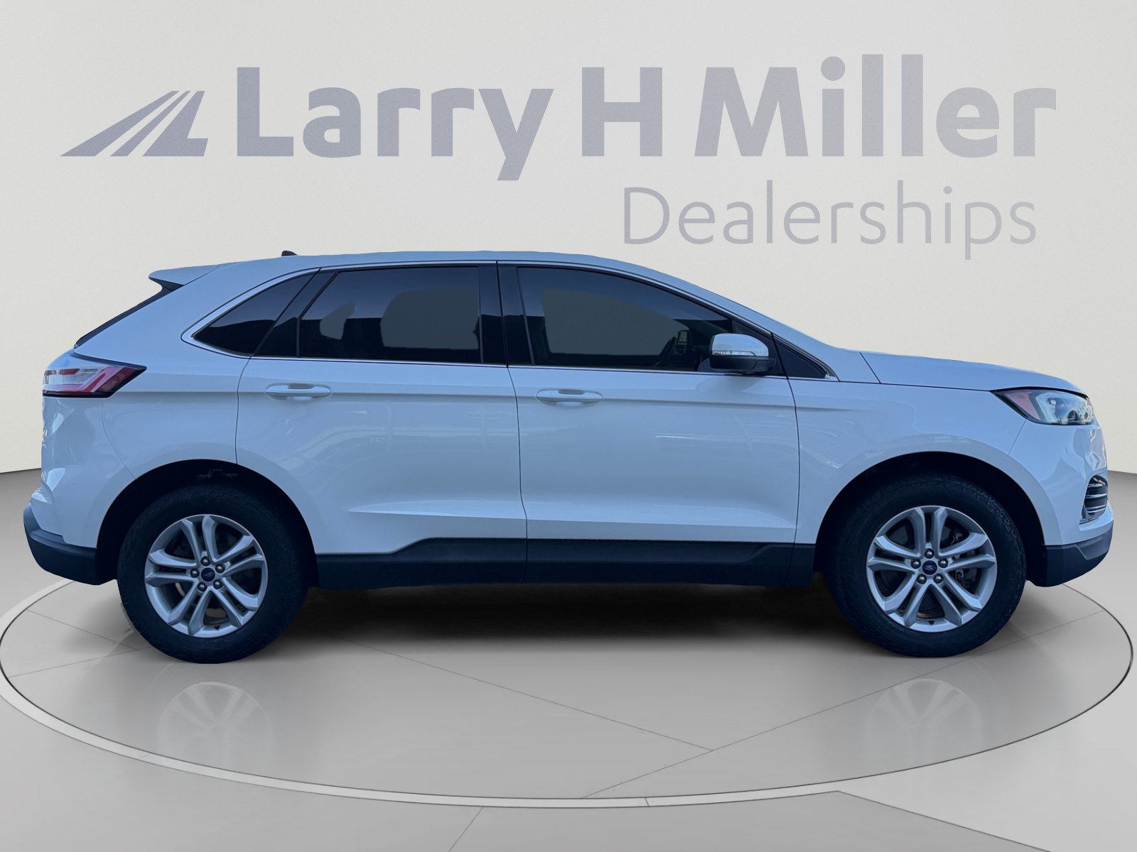 Used 2020 Ford Edge SEL w/ Convenience Package AWD/4WD image 6