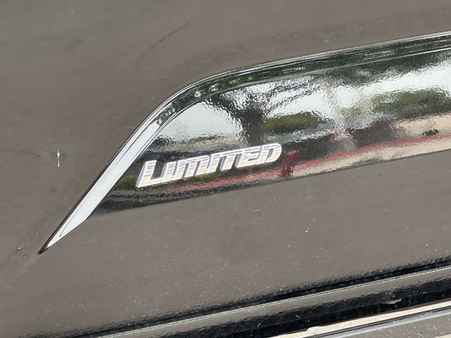 Certified 2024 Toyota Tacoma Limited w/ Limited Package (LT) AWD/4WD image 10