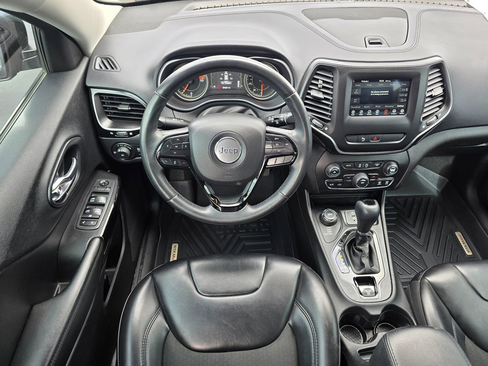Used 2019 Jeep Cherokee Latitude Plus AWD/4WD image 16