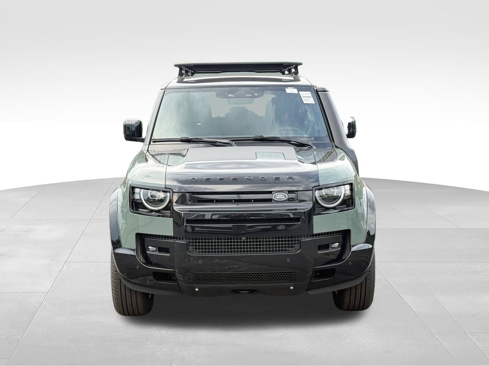 New 2026 Land Rover Defender 110 Trophy Edition AWD/4WD image 9