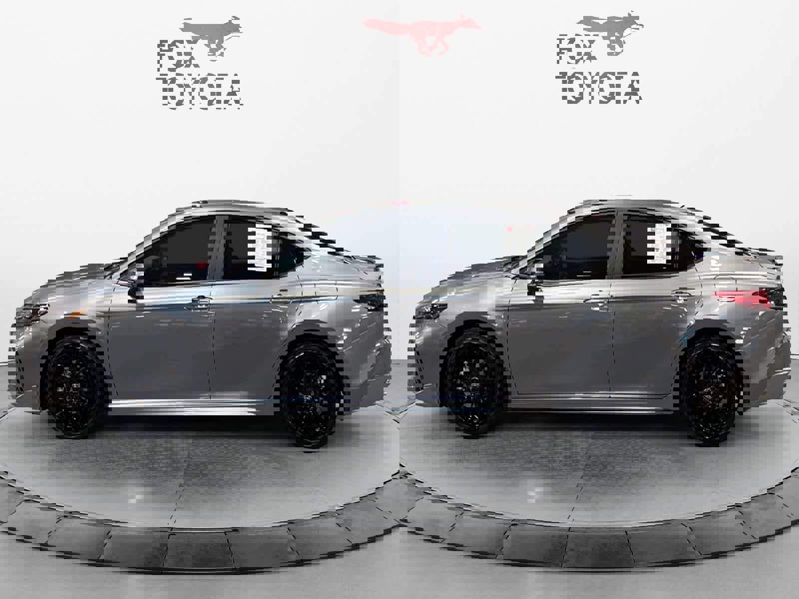 Used 2026 Toyota Camry XSE w/ Premium Plus Package image 3