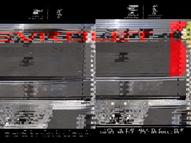 Used 2022 Chevrolet Silverado 1500 LT Trail Boss w/ Convenience Package II image 6