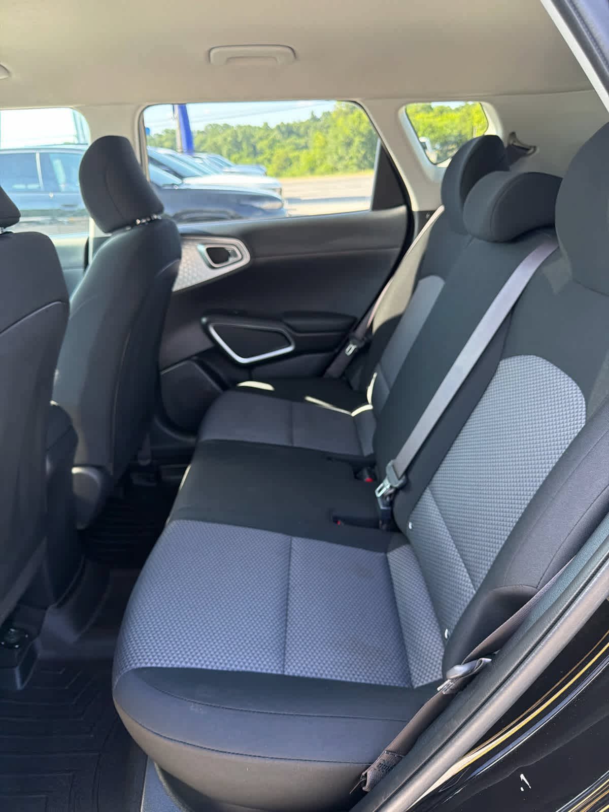 Used 2021 Kia Soul LX FWD image 9