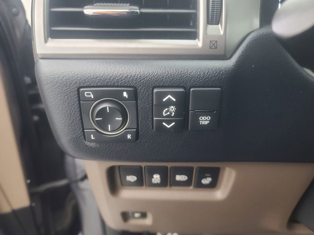 Used 2022 Lexus GX 460 Premium image 26