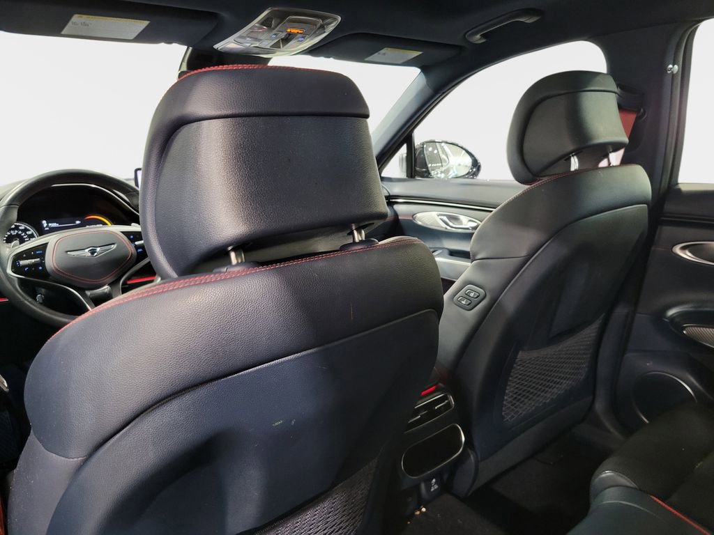Used 2022 Genesis GV70 3.5T Sport image 29