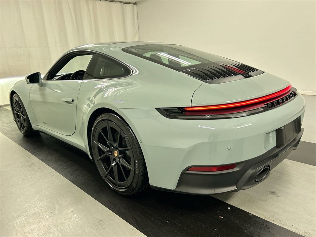 Certified 2025 Porsche 911 Carrera image 6