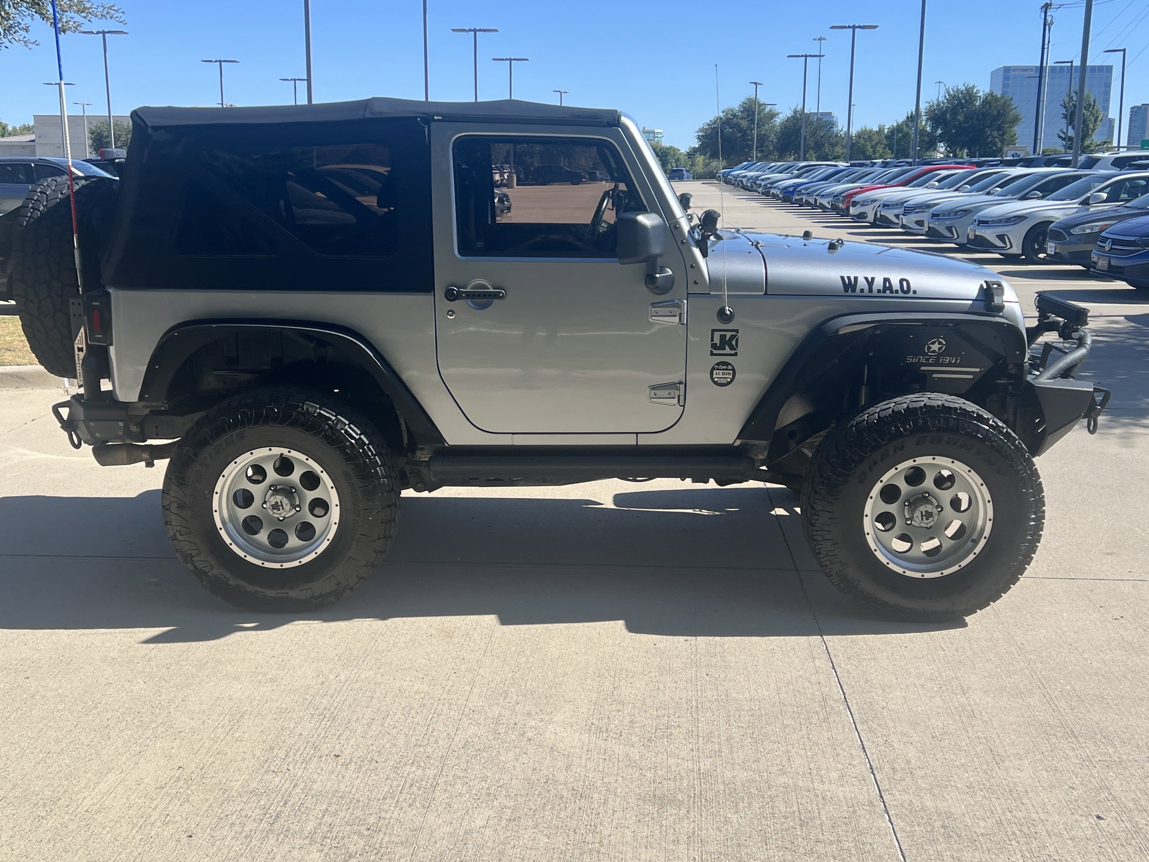 Used 2013 Jeep Wrangler Rubicon w/ PWR Convenience Group image 11