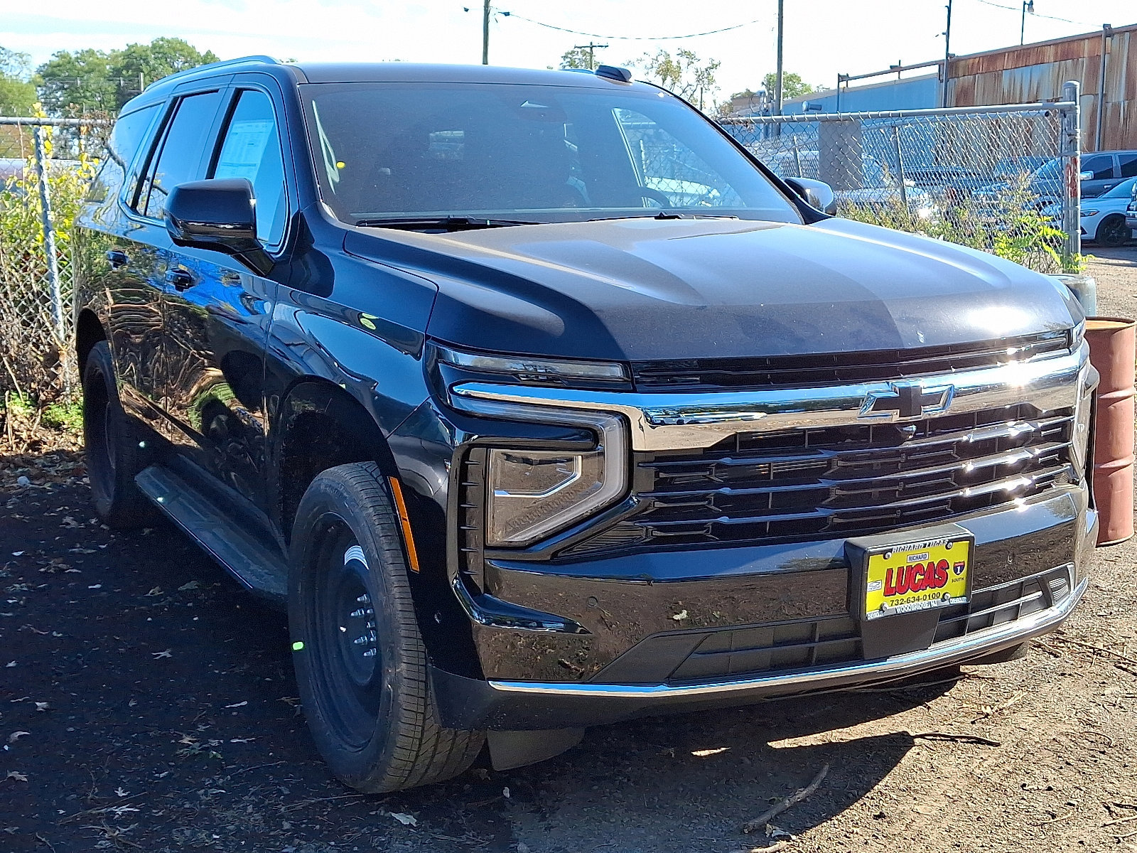 New 2026 Chevrolet Tahoe LS image 3