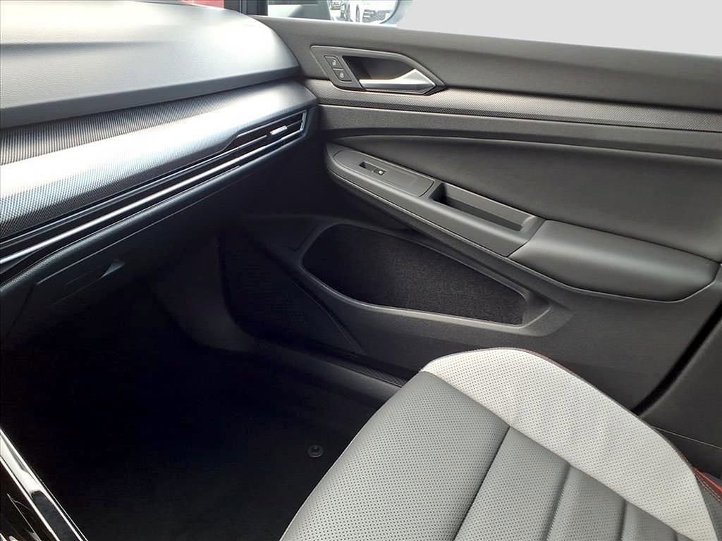 New 2025 Volkswagen GTI SE image 14