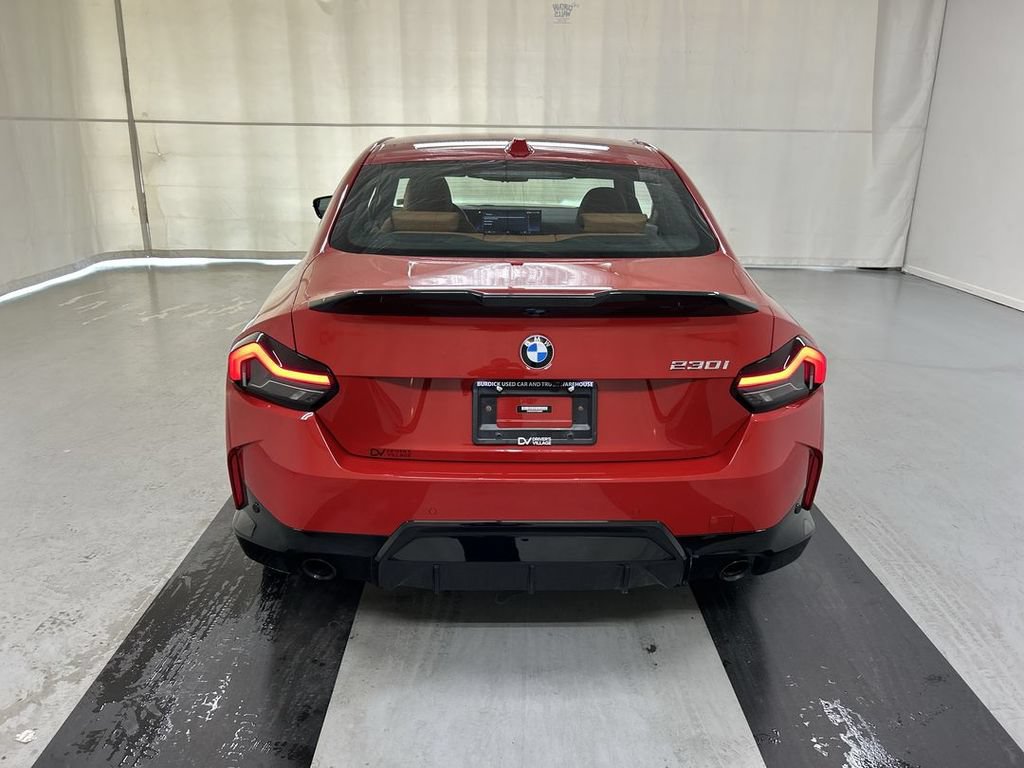Used 2023 BMW 230i Coupe w/ M Sport Package RWD image 21