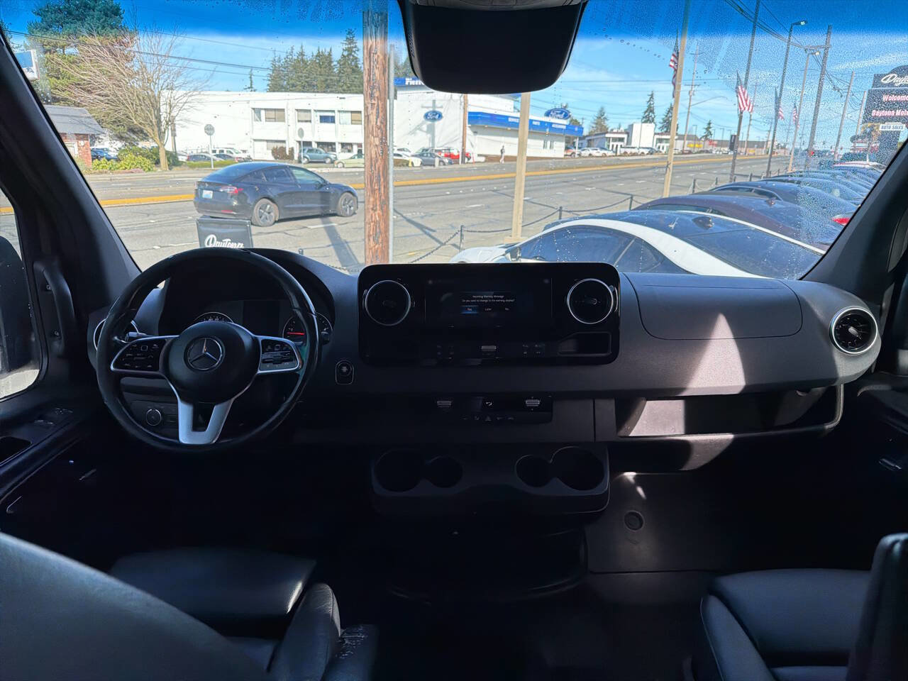 Used 2020 Mercedes-Benz Sprinter 2500 image 26