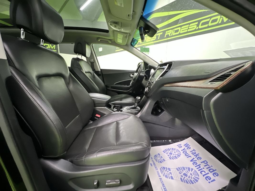 Used 2017 Hyundai Santa Fe FWD image 30