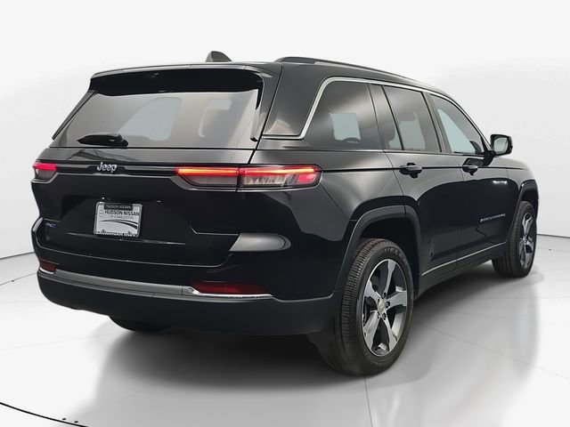 Used 2023 Jeep Grand Cherokee 4WD 4xe w/ Luxury Tech Group II image 10