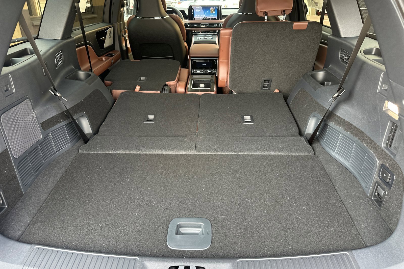 New 2026 Lincoln Aviator Reserve w/ Luxury Package image 14