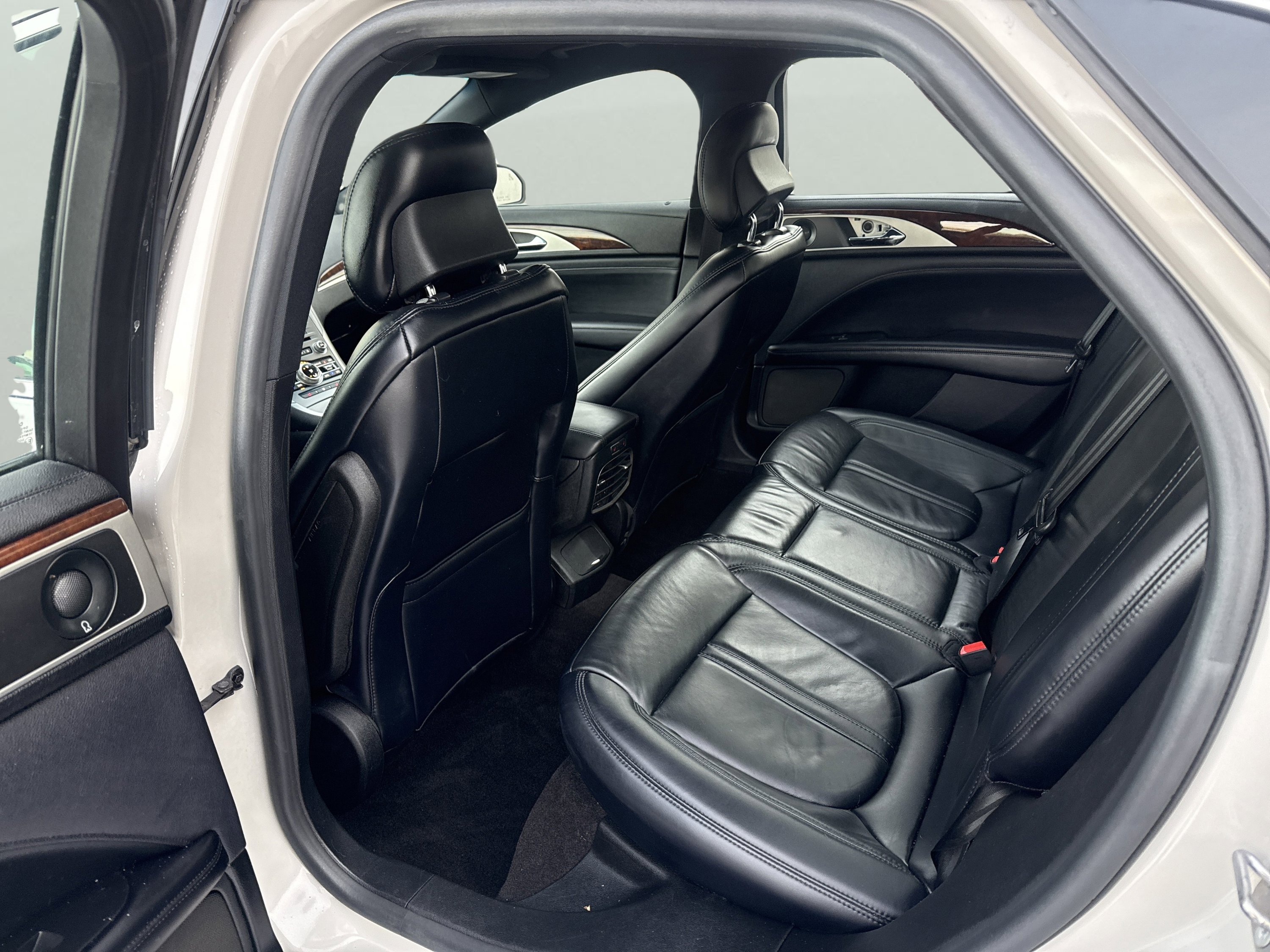 Used 2019 Lincoln MKZ Reserve w/ Reserve Plus Package image 10