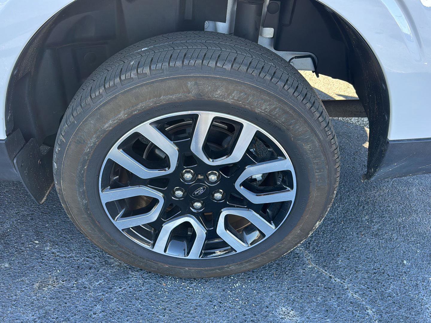 Used 2023 Ford Maverick Lariat w/ Equipment Group 500A Standard image 26