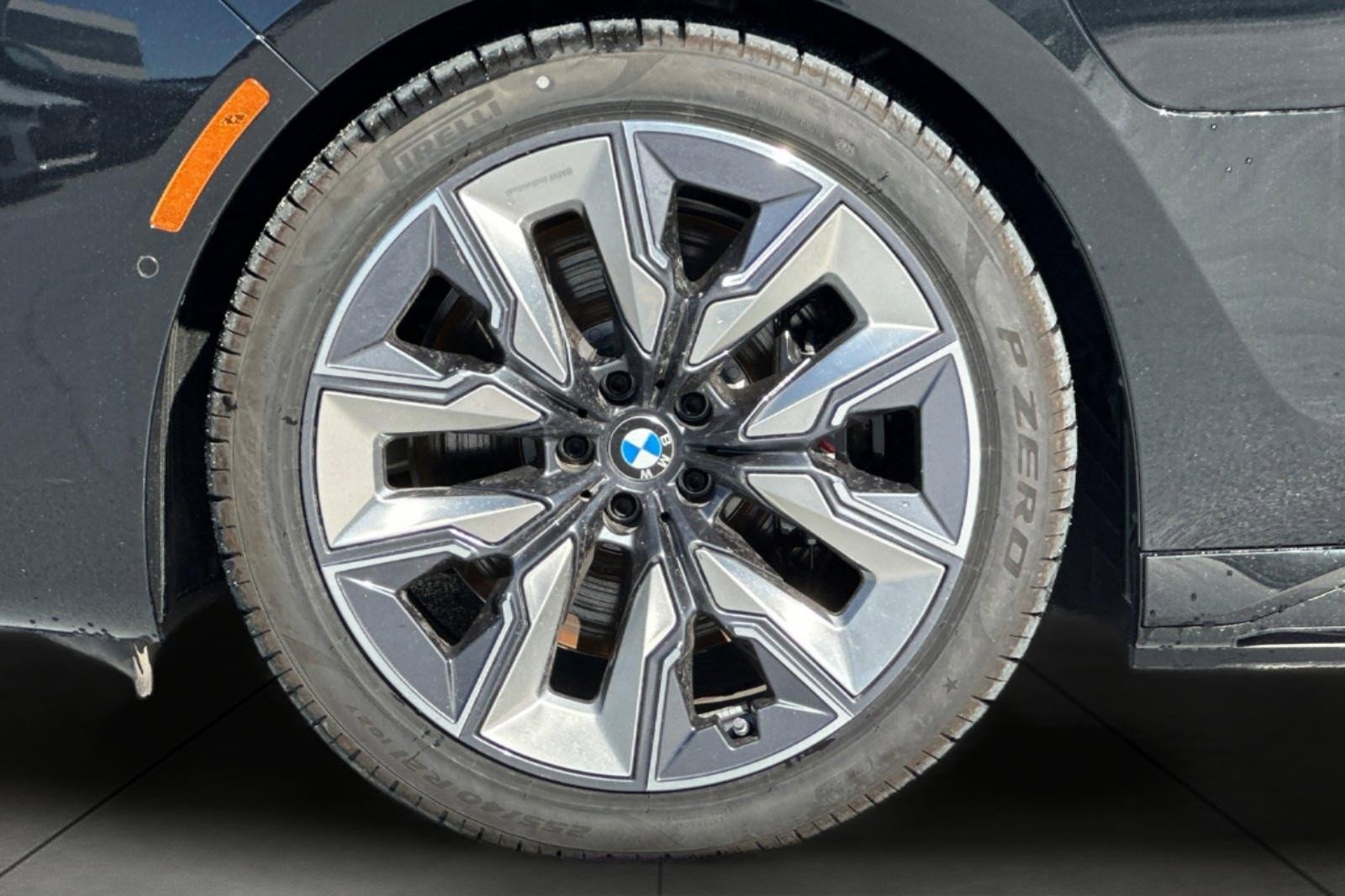 New 2026 BMW 750e xDrive w/ Executive Package AWD/4WD image 25