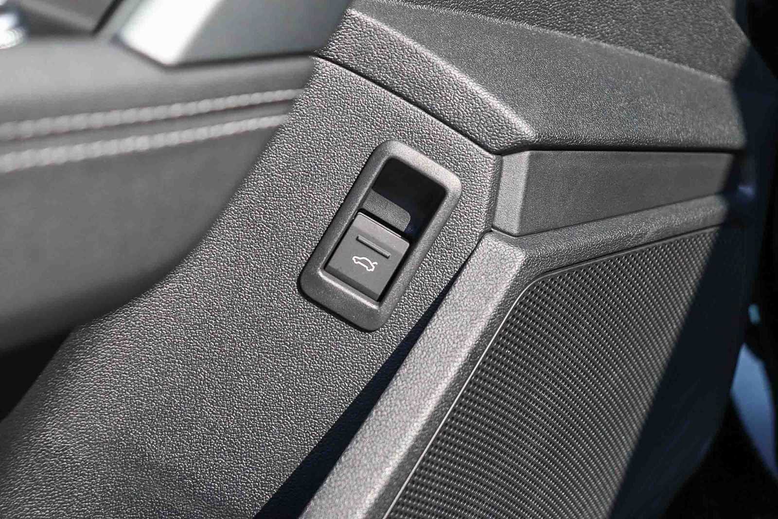 Used 2025 Audi A3 2.0T Premium w/ Black Optic Package image 25