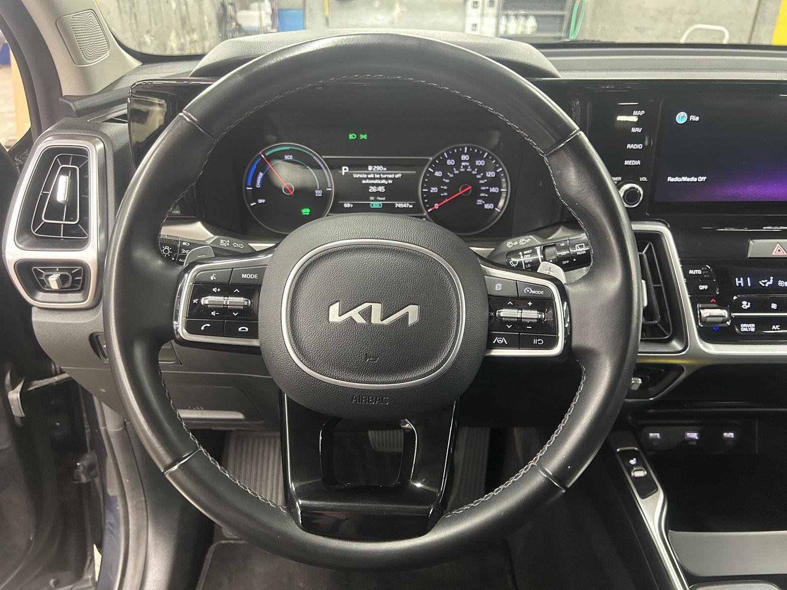 Used 2022 Kia Sorento S image 7