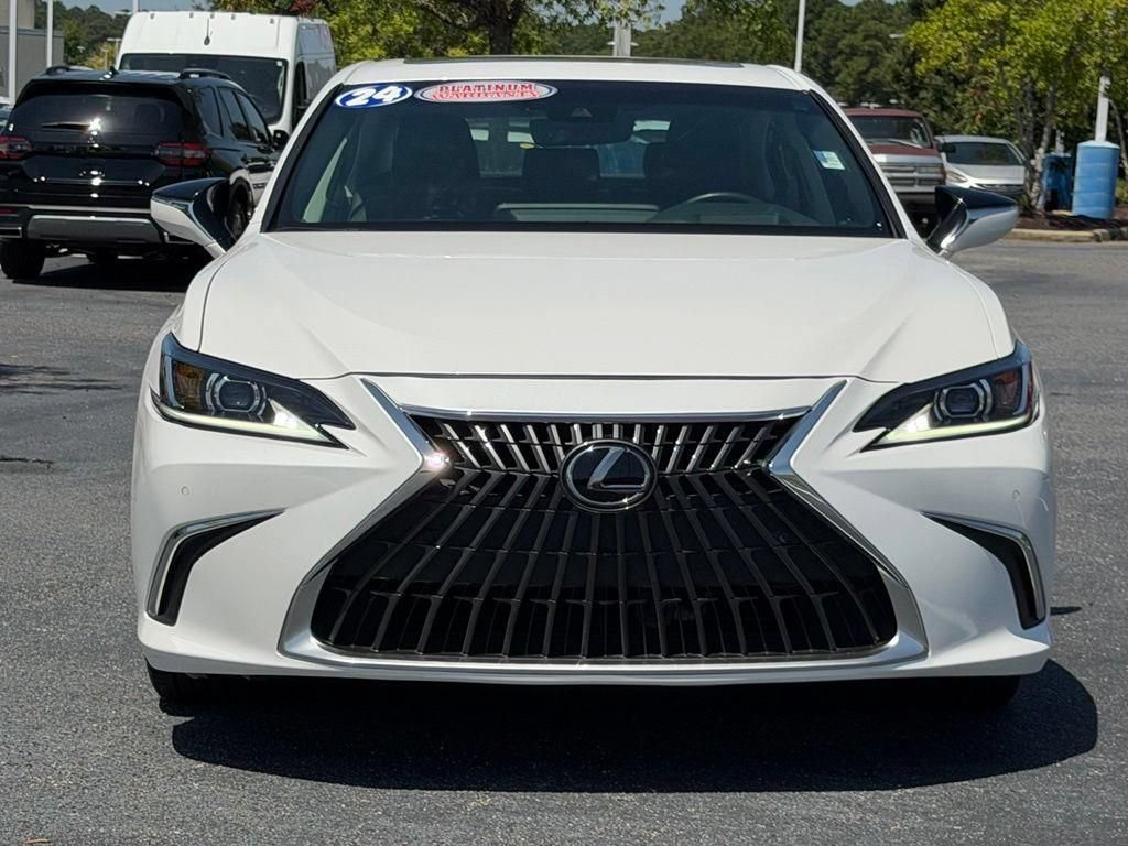 Used 2024 Lexus ES 300h w/ Premium Package FWD image 2