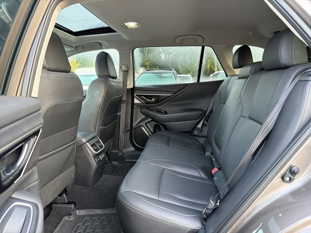 Used 2022 Subaru Outback Limited AWD/4WD image 13