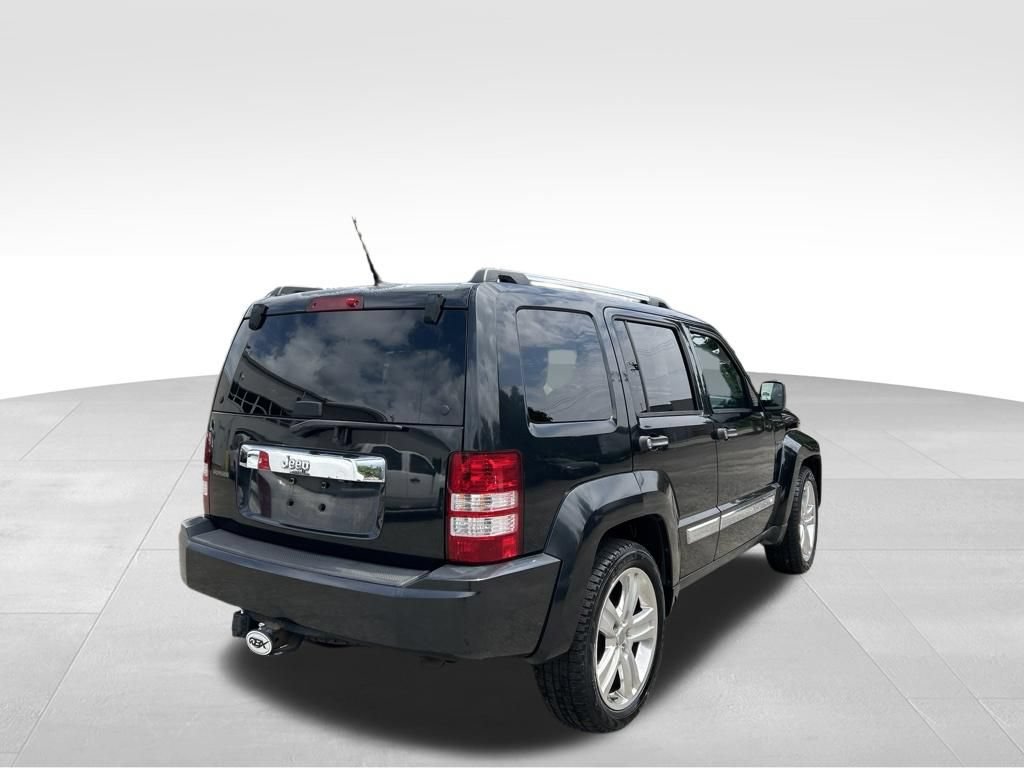Used 2011 Jeep Liberty Sport RWD image 5