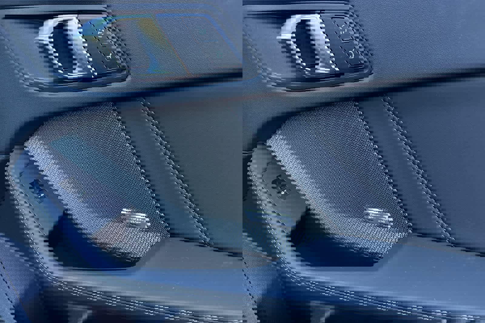 Used 2025 BMW 228i xDrive w/ Premium Package image 17