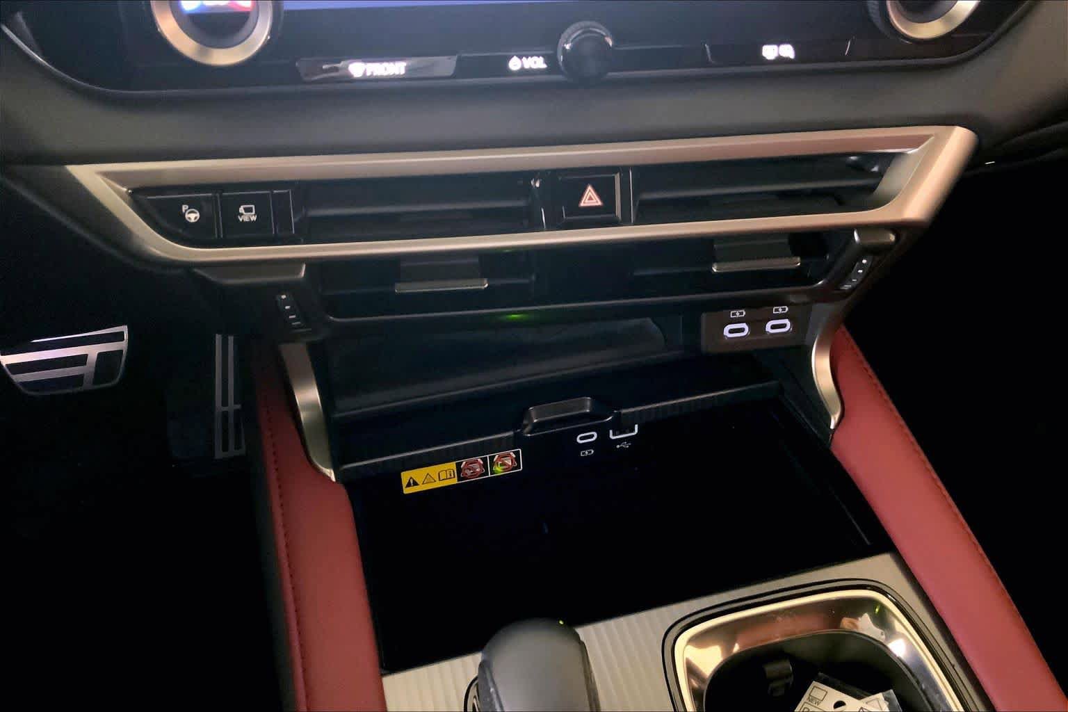 Used 2023 Lexus RX 500h F Sport image 34