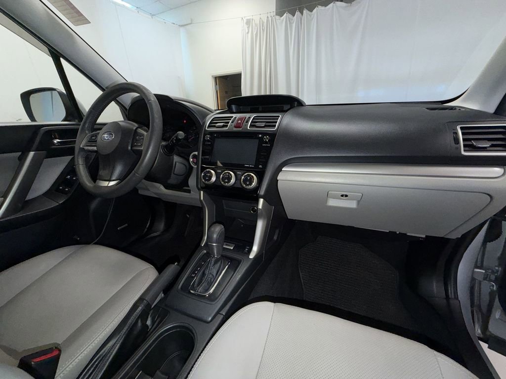 Used 2016 Subaru Forester 2.5i Touring w/ Eyesight & Navigation System AWD/4WD image 19