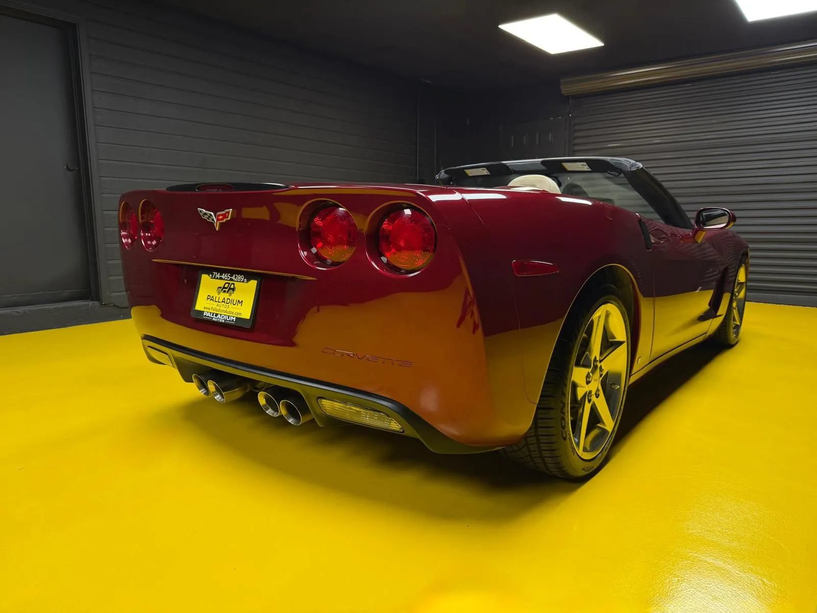 Used 2006 Chevrolet Corvette Coupe w/ Preferred Equipment Group RWD image 6