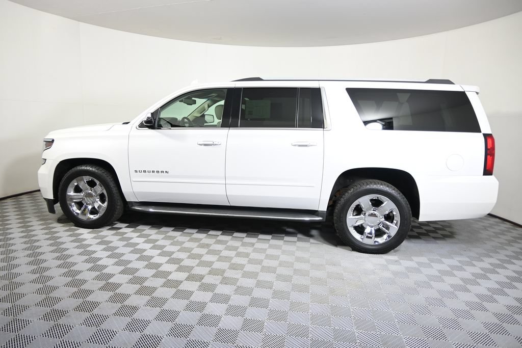 Used 2017 Chevrolet Suburban Premier AWD/4WD image 3