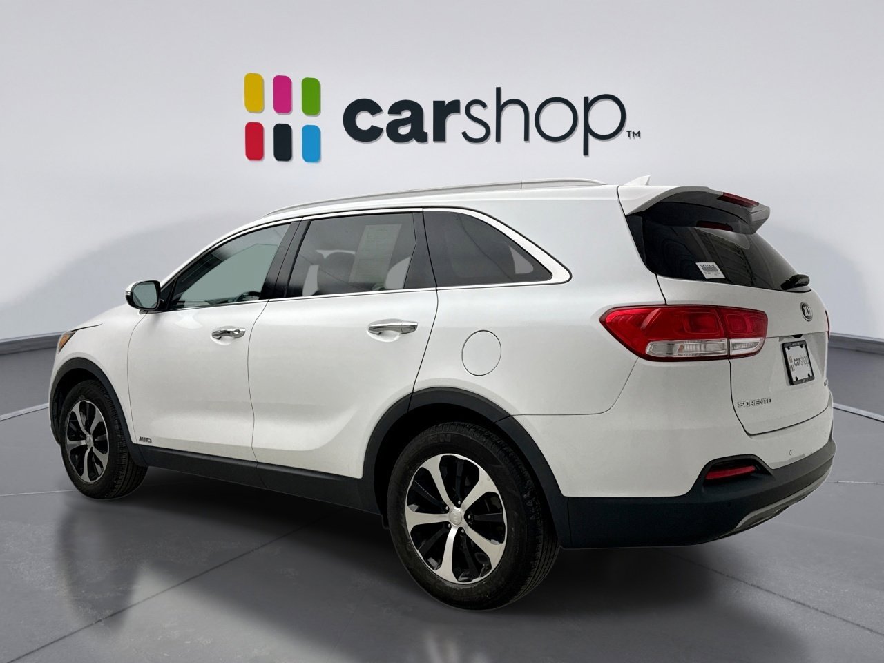 Used 2018 Kia Sorento EX image 3