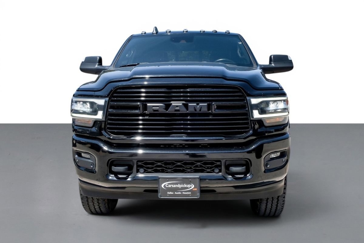 Used 2019 RAM 2500 Laramie w/ Black Appearance Package AWD/4WD image 3