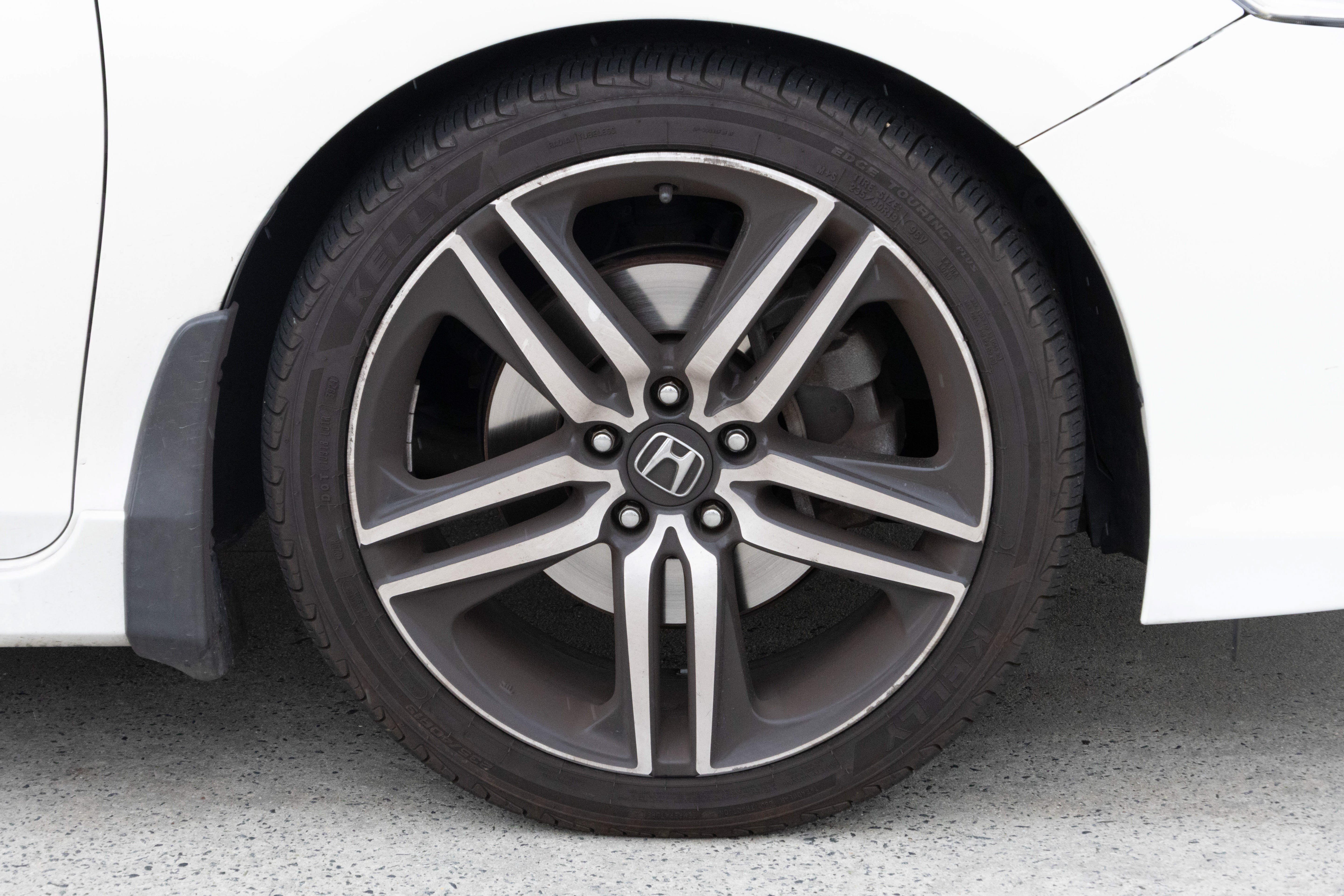 Used 2017 Honda Accord Sport image 11