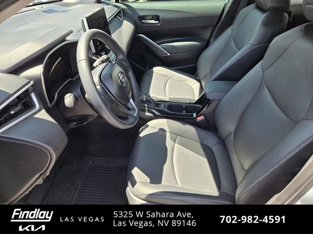 Used 2025 Toyota Corolla Cross XLE w/ Convenience Package FWD image 12