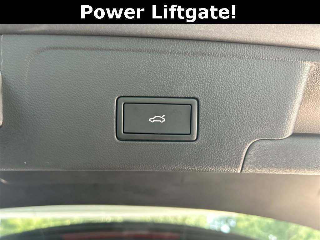 New 2025 Volkswagen Atlas Cross Sport SE image 46