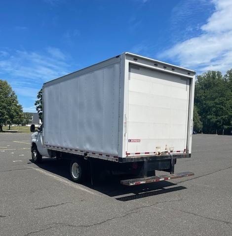 Used 2019 Ford E-350 and Econoline 350 Super Duty w/ Power Windows & Locks Group RWD image 3