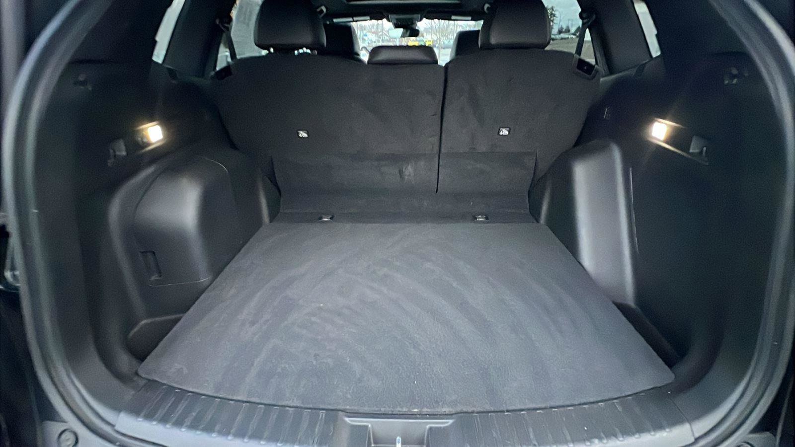 Used 2024 Honda CR-V Sport Touring image 16