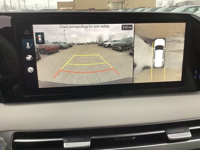 Used 2024 Hyundai Palisade Limited AWD/4WD image 13