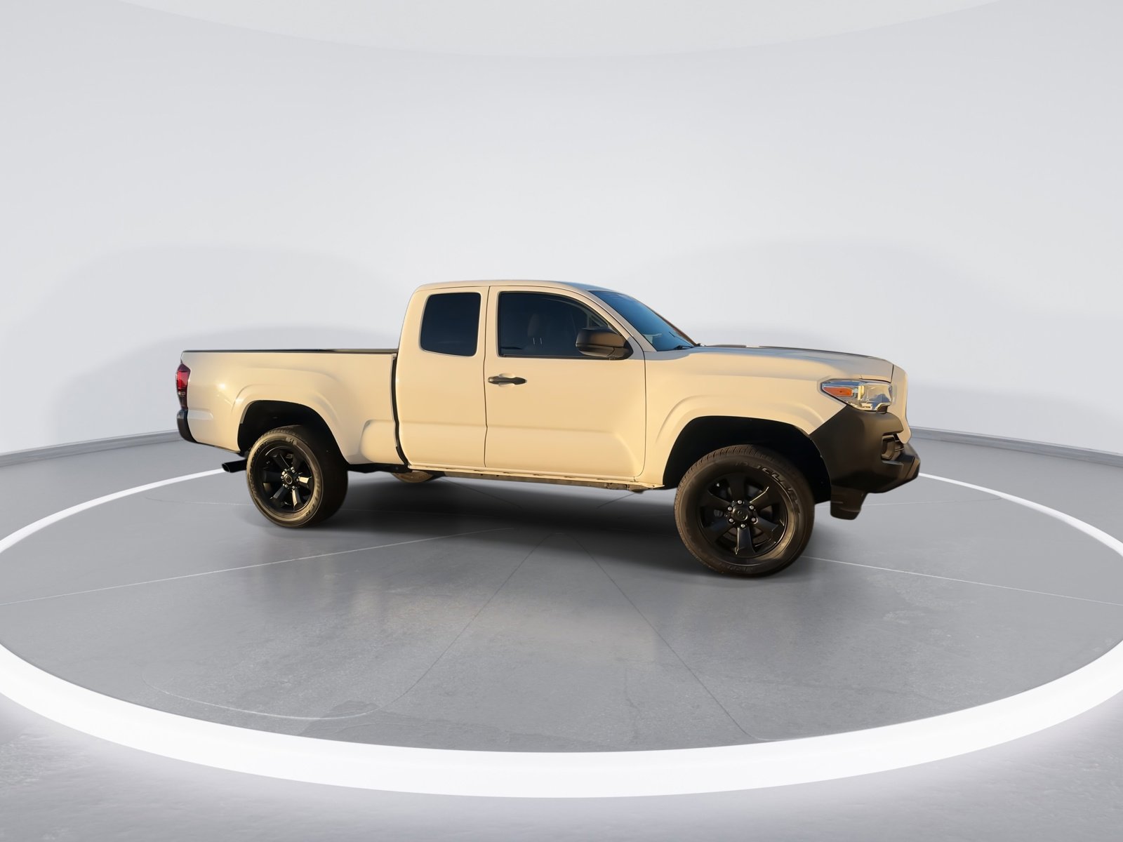 Used 2022 Toyota Tacoma SR image 10