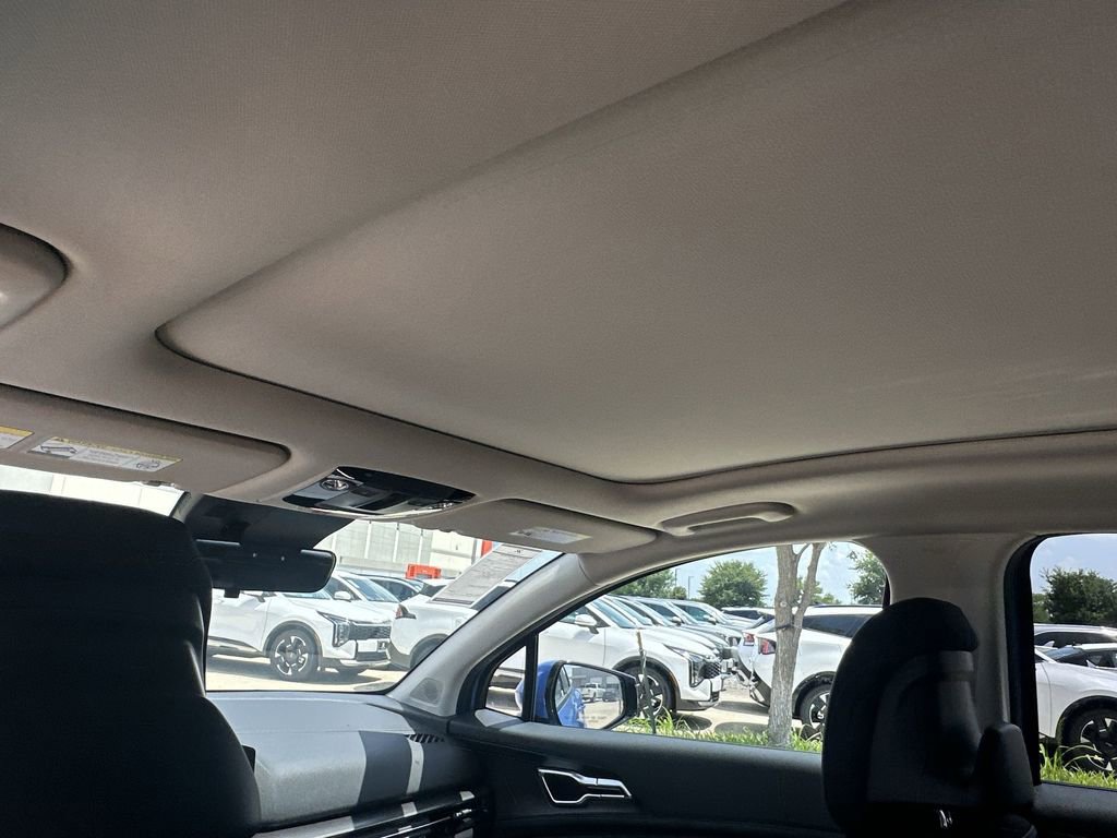 New 2026 Kia Sportage SX image 17