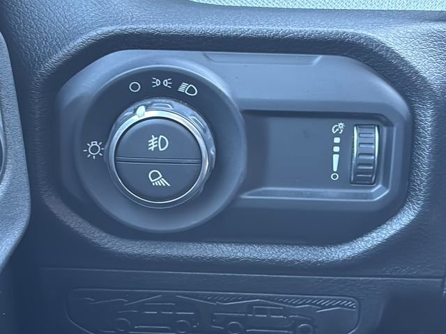 Certified 2024 Jeep Gladiator Sport AWD/4WD image 33