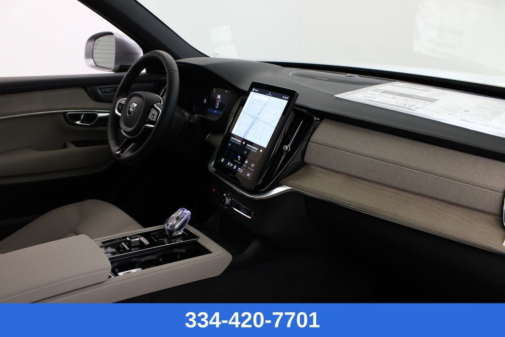 New 2026 Volvo XC90 B6 Plus w/ Protection Package Premier image 26