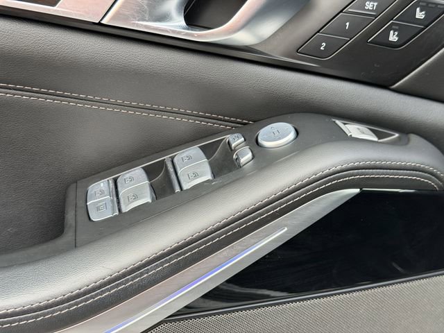 Certified 2024 BMW X7 M60i w/ Executive Package image 18