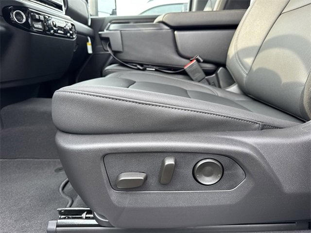 New 2026 GMC Sierra 2500 SLT image 12