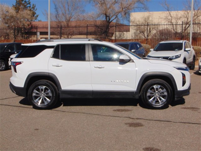 Used 2025 Chevrolet Equinox LT w/ Convenience Package II image 3