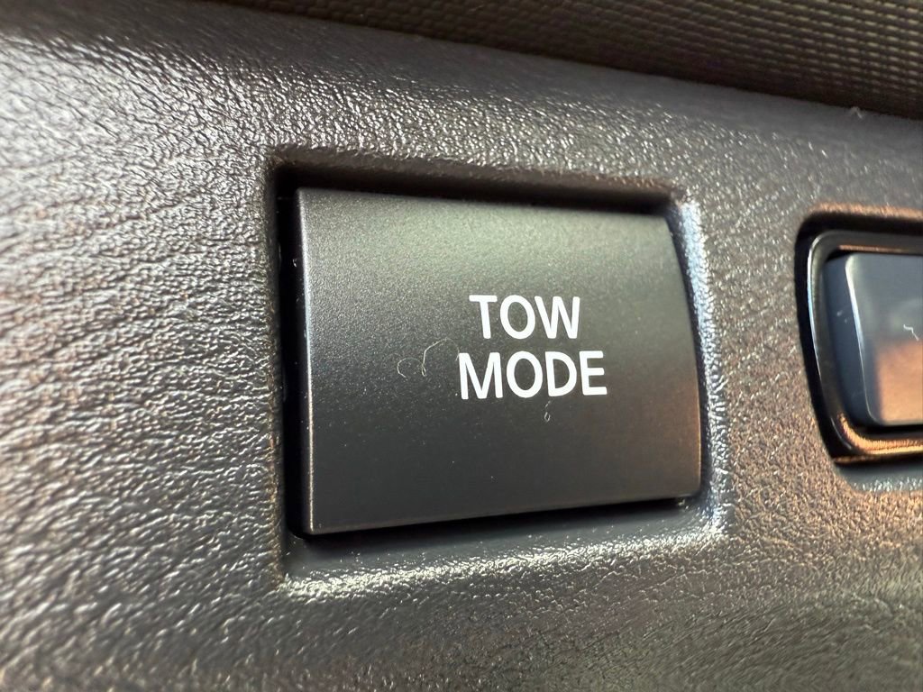 Used 2024 Nissan Frontier SV w/ Technology Package image 31