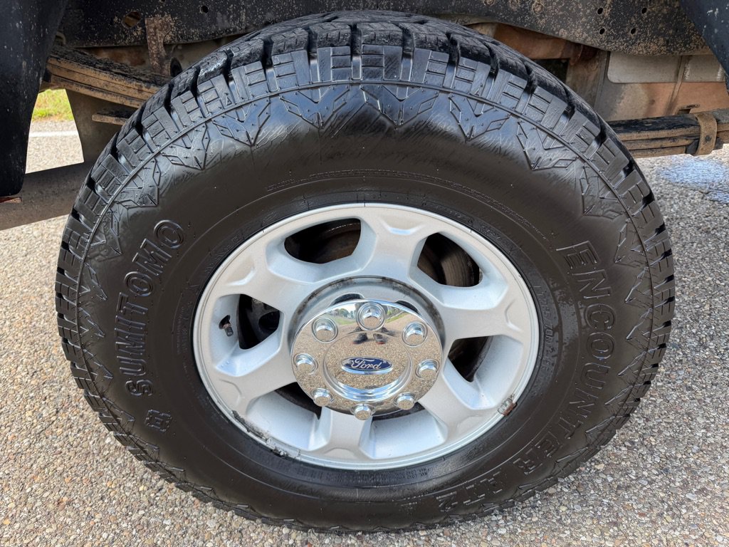 Used 2016 Ford F250 XL w/ XL Appearance Package AWD/4WD image 18