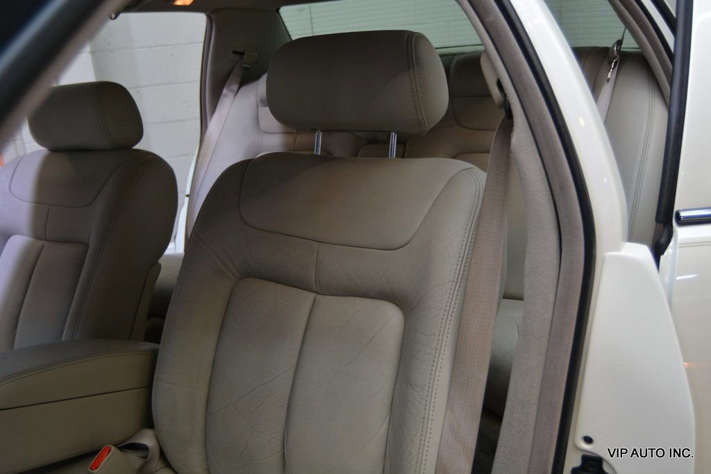 Used 1997 Cadillac De Ville D'Elegance w/ Safety/Security Pkg FWD image 14