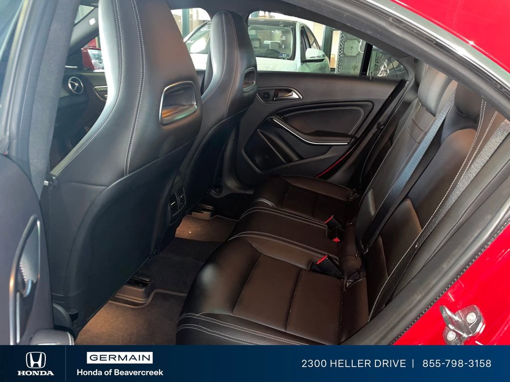 Used 2019 Mercedes-Benz CLA 250 4MATIC image 3